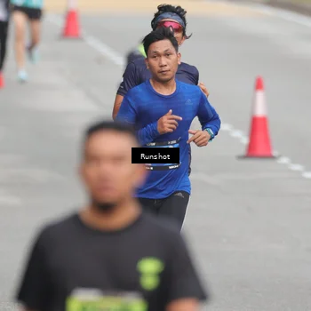Runner Photo 5604648