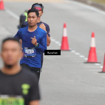 Runner Photo 5604656