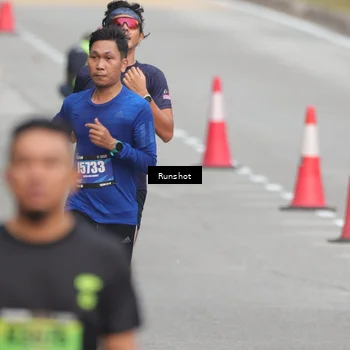 Runner Photo 5604663