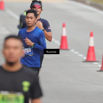 Runner Photo 5604664