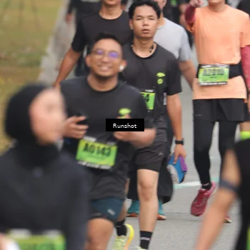 Runner Photo 5604684