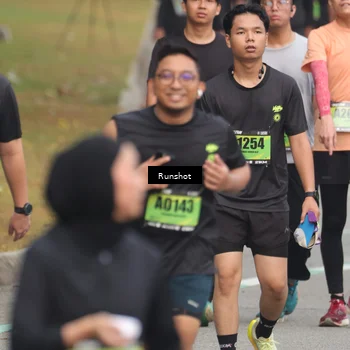 Runner Photo 5604707