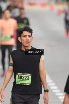 Runner Photo 5604724