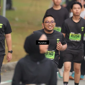 Runner Photo 5604729