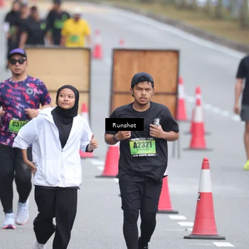 Runner Photo 5604737