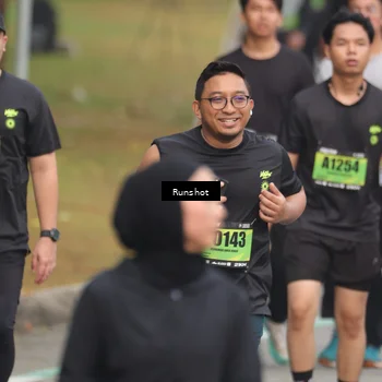 Runner Photo 5604789