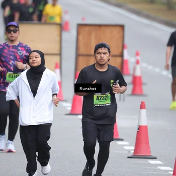 Runner Photo 5604913