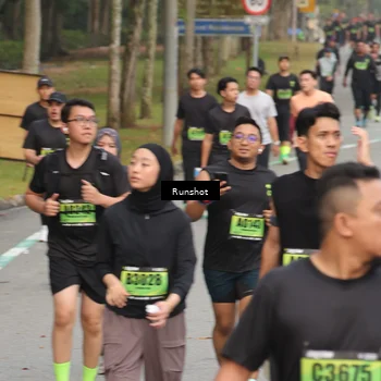 Runner Photo 5605090