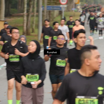Runner Photo 5605095