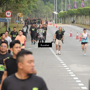 Runner Photo 5605104