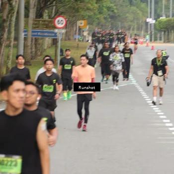 Runner Photo 5605192