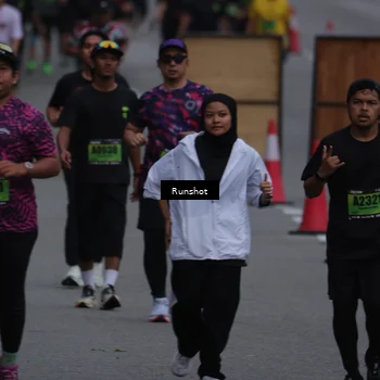 Runner Photo 5605309