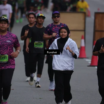 Runner Photo 5605377