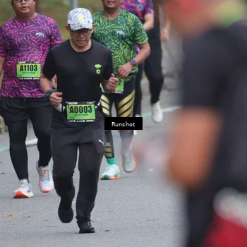 Runner Photo 5605821