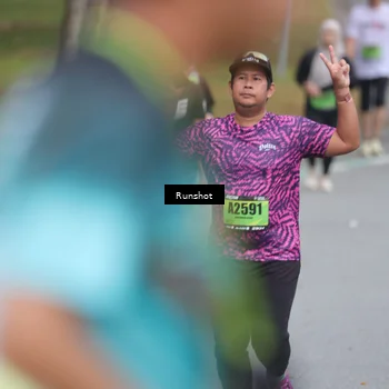 Runner Photo 5606073