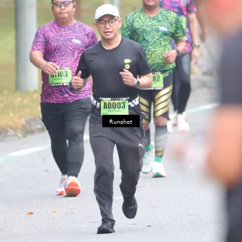 Runner Photo 5606492