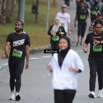 Runner Photo 5606772