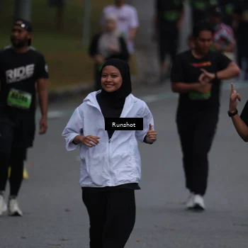Runner Photo 5606856