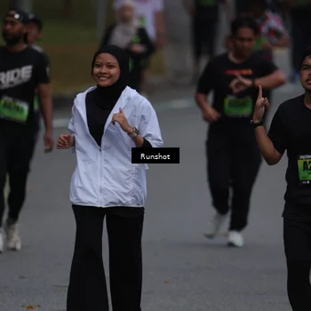 Runner Photo 5606882