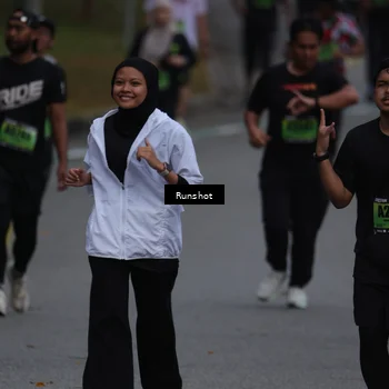 Runner Photo 5606912