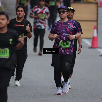 Runner Photo 5607241