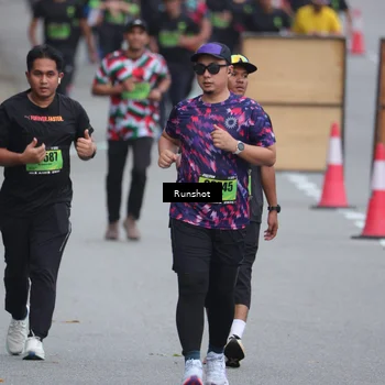 Runner Photo 5607312