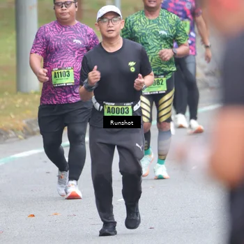 Runner Photo 5607341