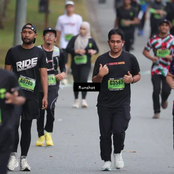 Runner Photo 5607430