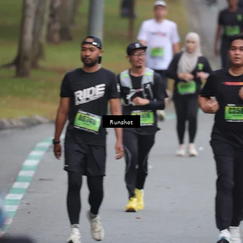 Runner Photo 5607765