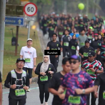 Runner Photo 5608143