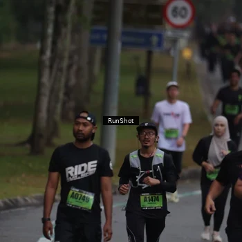 Runner Photo 5608199