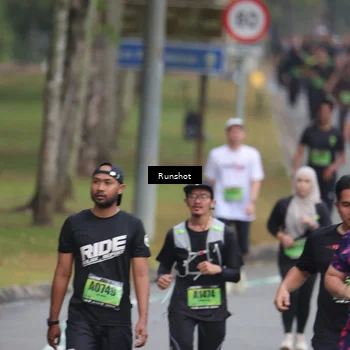Runner Photo 5608259