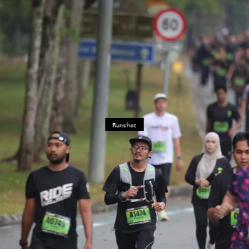 Runner Photo 5608290