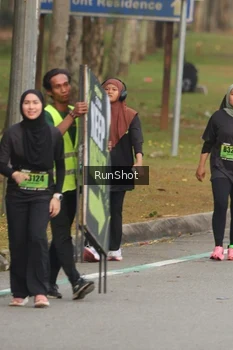 Runner Photo 5608415