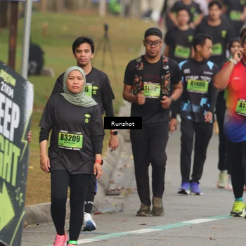 Runner Photo 5608436