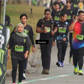 Runner Photo 5608443