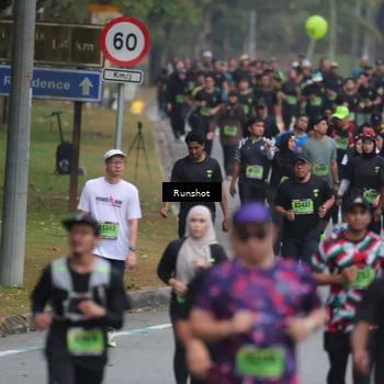 Runner Photo 5608449