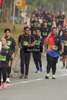 Runner Photo 5608453