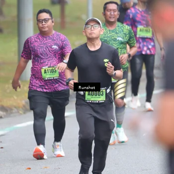 Runner Photo 5608567