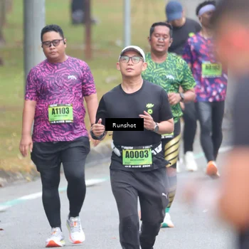 Runner Photo 5608815