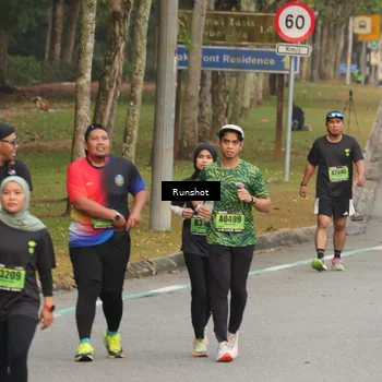 Runner Photo 5608935