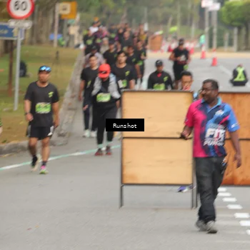 Runner Photo 5609001