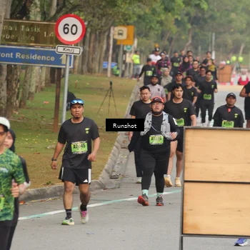 Runner Photo 5609024