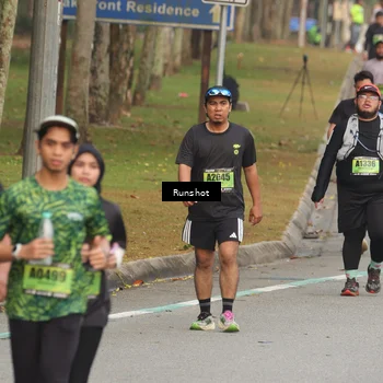Runner Photo 5609060