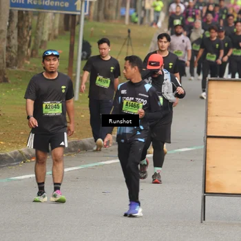 Runner Photo 5609241