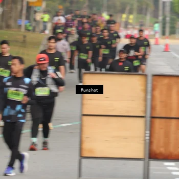 Runner Photo 5609254
