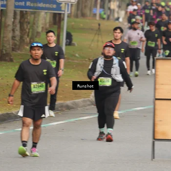 Runner Photo 5609372