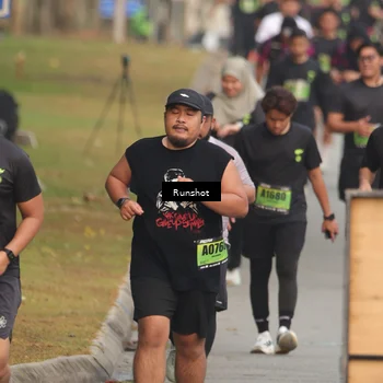 Runner Photo 5609560