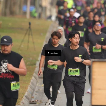 Runner Photo 5609605