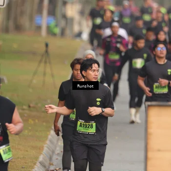 Runner Photo 5609634